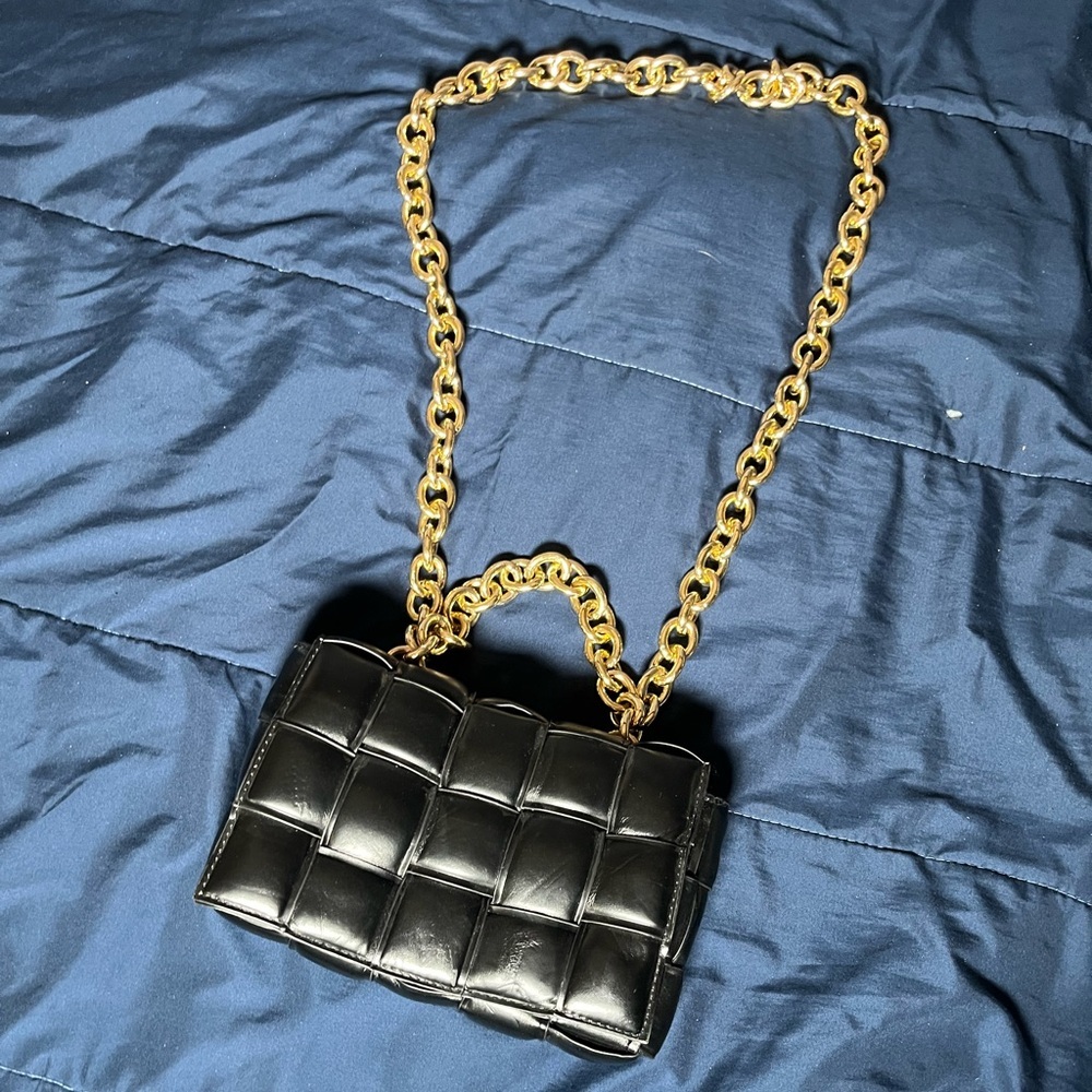Black Faux Puff Leather Bag - Picture 3 of 7